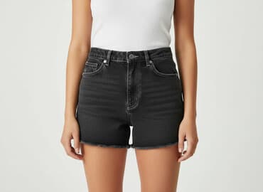 pull and bear krótkie spodenki: PULL&BEAR, Szorty damskie, rozmiar 2XS — 7