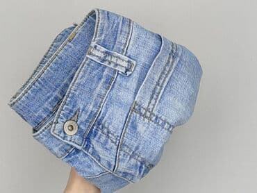 krótkie spodenki i nogi z cellulitem: Szorty damskie, XS — 5