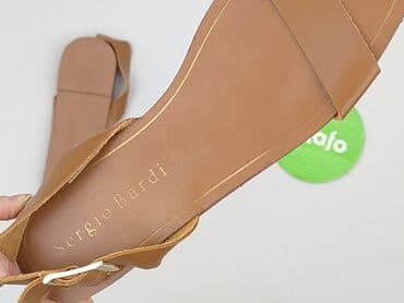 sandalki czarne ccc: Sandały damskie, 38 — 5