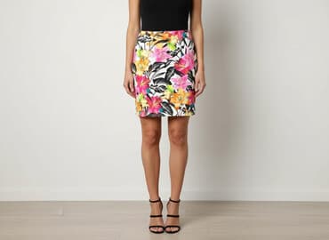 krótkie obcisła spódniczka: Spódnica damska, rozmiar S — 6