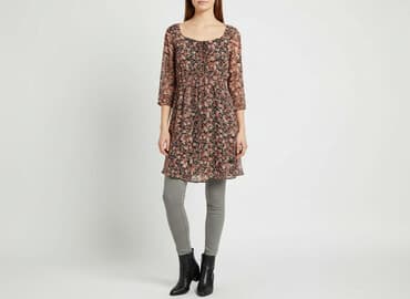 sukienka z tiulowymi rękawami bershka: Bershka, Women`s dress, size M — 1