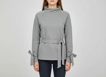 moschino bluzka damska: Reserved, Bluza damska
, rozmiar XS — 6