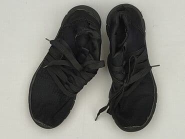 czarna sukienka i białe trampki: Sneakersy damskie, rozmiar 38 — 1