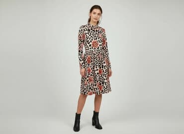 sukienki róż 48: Women`s dress, size S — 1