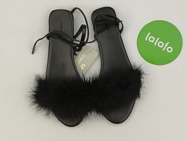 kozaki na grubej podeszwie ccc: Sandały damskie, 38 — 4