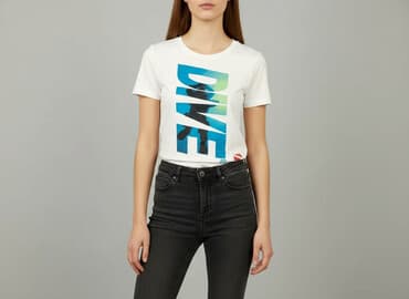 t shirty diving: Women`s T-shirt, size S — 1