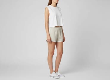 krótkie spodenki do chrztu: FB Sister, Szorty damskie, rozmiar S — 1