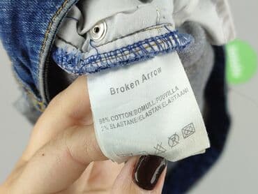 buty new age: Shorts for women, size S — 5