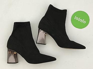 stradivarius baleriny: Ботильйони та черевики жіночі, розмір 40 на lalafo.pl — 2 stradivarius baleriny: Ботильйони та черевики жіночі, розмір 40 — 2