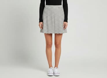 Bershka, Women`s skirt, size M at lalafo.pl Bershka, Women`s skirt, size M