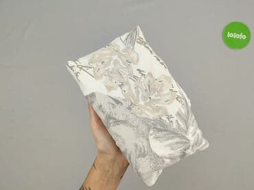 elephanten buty: Chic, Women`s T-shirt, size M — 7