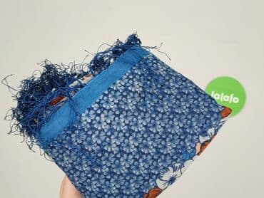 h: Scarf, Female, condition - Very good — 4