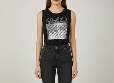 bluzy walentynkowe: Women`s T-shirt, size S — 1