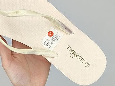 wystające stringi: Japonki damskie, rozmiar 41 — 4