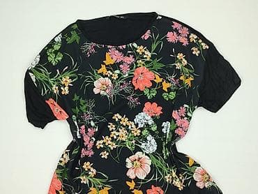 Stradivarius, T-shirt damski, rozmiar S