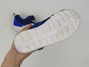 ccc kozaki na koturnie: Buty sportowe 33, Używany — 4