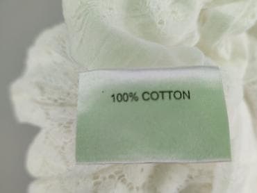 biale trampki mustang: Sukienka damska, rozmiar S — 5