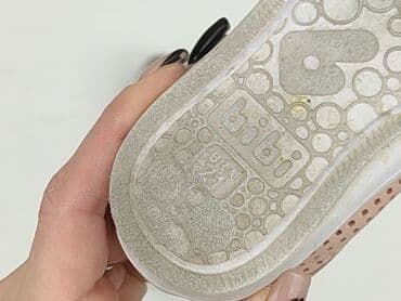 born 2 be buty dzieciece: Buty sportowe 21, Używany — 6