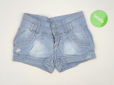 krótkie spodenki i nogi z cellulitem: Szorty damskie, XS — 2