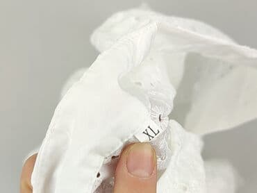 Women: Women`s shirt, XL — 4