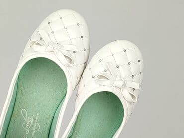 pull and bear marynarki: Балетки 34, стан - Дуже гарний на lalafo.pl — 4 pull and bear marynarki: Балетки 34, стан - Дуже гарний — 4