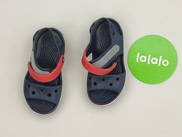 kapcie ze sztywnym zapiętkiem: Sandałki Crocs, 27, Używany — 2