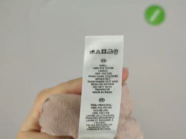 aplikacje z ubraniami: Bluzka damska, rozmiar M — 5