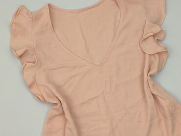 aplikacje z ubraniami: Bluzka damska, rozmiar S — 1