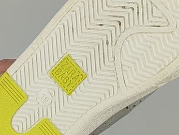 ubrania do zumby: Buty sportowe Zara, 19, Używany — 5
