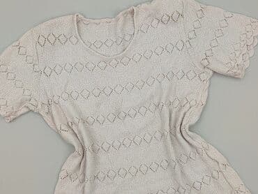 t shirty z czerwonem napisem: Women`s T-shirt, size L (EU 40) — 1