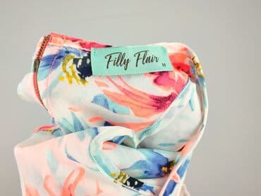 aplikacje z ubraniami: Bluzka damska, rozmiar M — 4