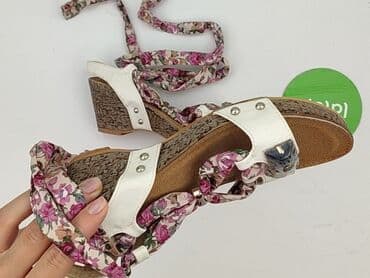 sandały koturna ccc: Sandals for women, size 36 — 6