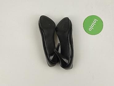 crocs: Flat shoes for women, size 38 — 4