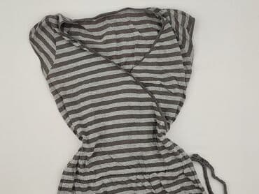 krótkie dopasowane spodenki: Women`s dress, size S (EU 36) — 1