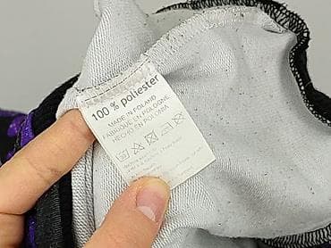 sweter akryl: Bluza damska
, rozmiar M — 8