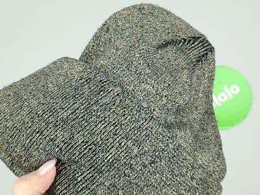 Hats and caps: Cap, Female, condition - Very good — 4