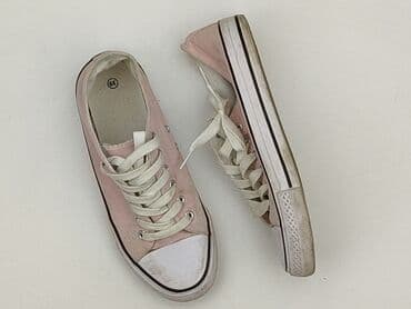 czarna sukienka i białe trampki: Trampki damskie, rozmiar 39 — 1