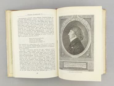 Książki: Książka, gatunek - Literatura faktu, stan - Bardzo dobry — 3