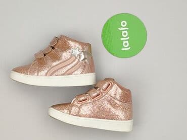 sukienka na wesele dla niemowlaka: Trampki George, 26, Używany — 2