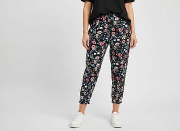 spodnie cyfrowa flora: Spodnie 3/4 damskie, rozmiar S — 5