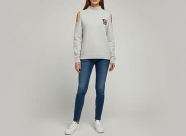 sweter odkryte ramiona: Bluza damska
, rozmiar S — 1