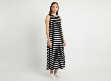 sukienka czarna 152: Sukienka damska, rozmiar S — 5