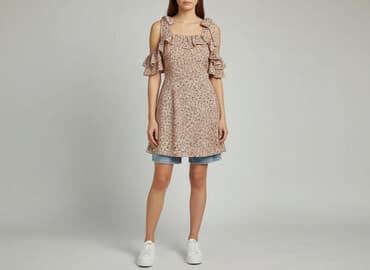 kwiaty do przypięcia do sukienki: Sukienka damska, rozmiar M — 5