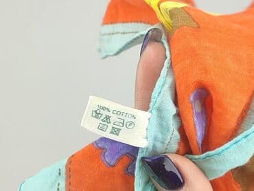 czapka benetton: Chusta, stan - Dobry — 4