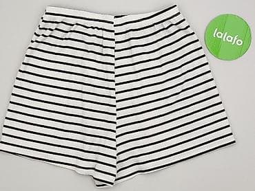 pull and bear shorts: Shorts for women, size S — 3
