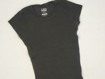 czarne t shirty damskie w serek: FB Sister, T-shirt damski, rozmiar XS — 1