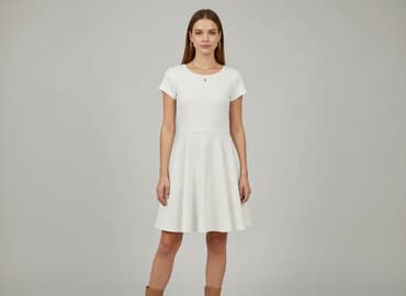 biała sukienki dopasowana: Sukienka damska, rozmiar S — 1