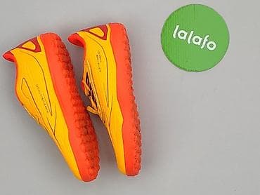 ccc red: Buty sportowe Decathlon, 32, Używany — 3