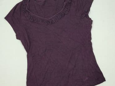 czarne t shirty damskie w serek: T-shirt damski, rozmiar M — 1