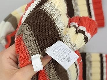 c: Canda, Women`s sweater, size XL — 5